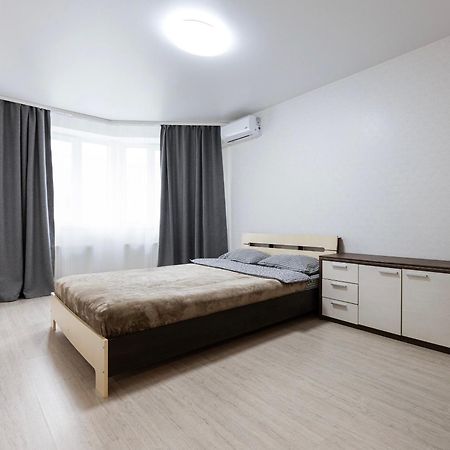 0272 Нова Затишна Квартира Жк Щасливий Κίεβο Εξωτερικό φωτογραφία